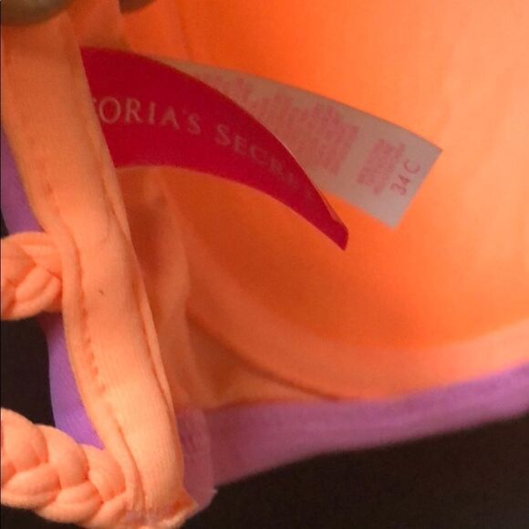 Victoria's Secret Underwire Padded Bikini Top - Picture 7 of 8